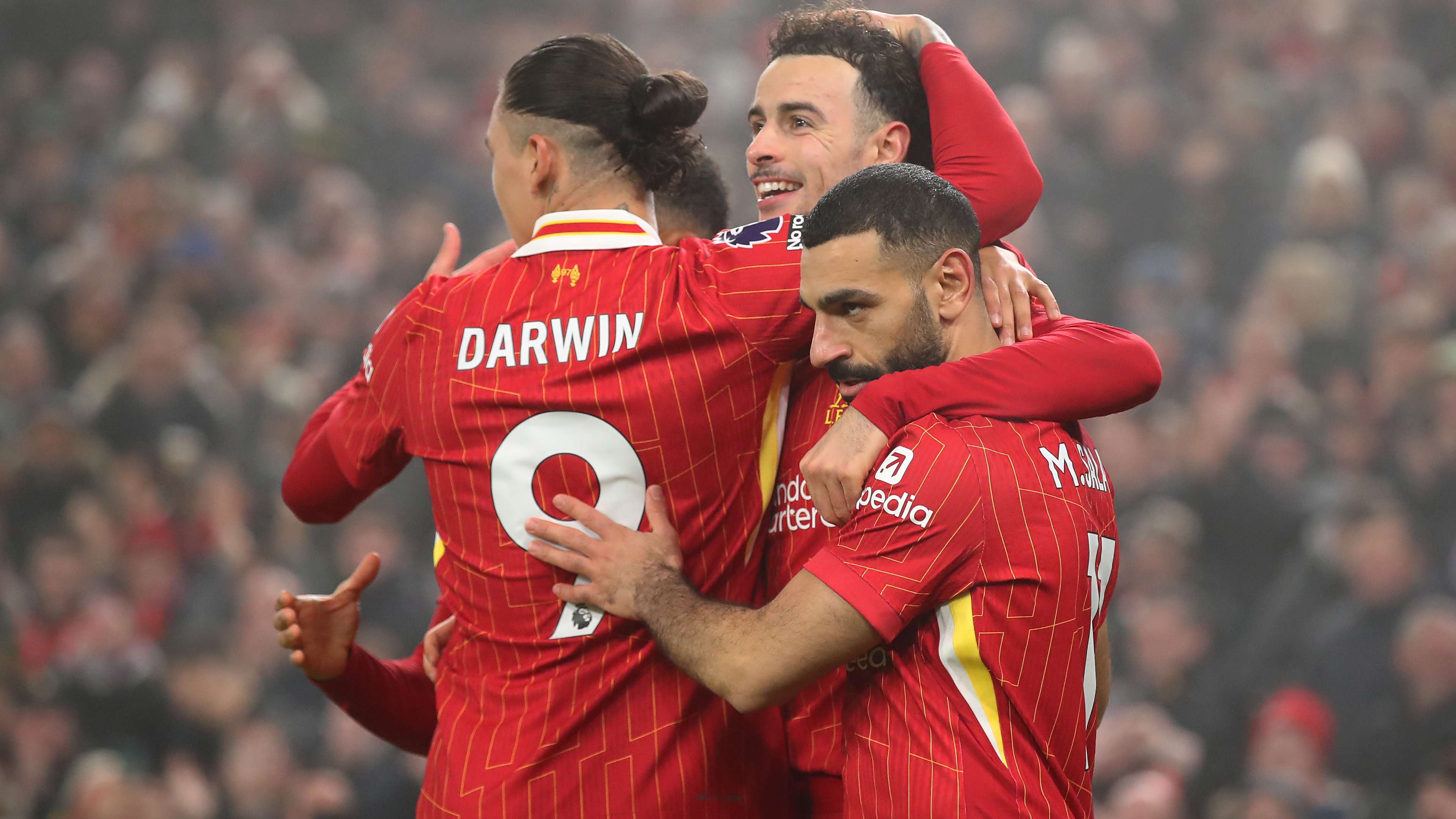 球员关系紧 球员关系紧